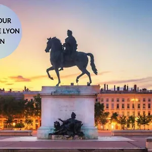 https://super-chazelles-hopitaux-lyon-sud.hotels-rhonealpes.com