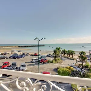 https://holiday-home-marianne-cancale.inbrittany.com